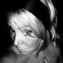 Watersports Domme Seeks Submissive Man For Kinky BDSM Adventures. Let